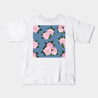 Seamless floral pattern of pink roses. Kids T-Shirt